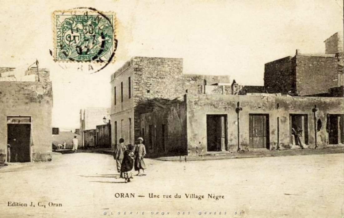 CA a- 039- Village negre.jpg